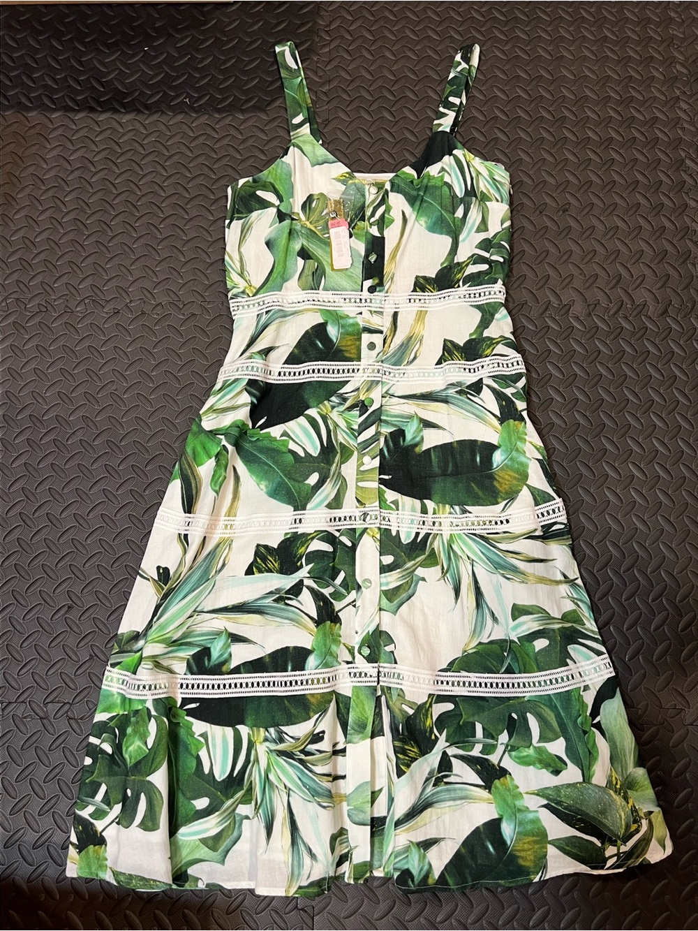Women’s Gianni Bini Green Leaf Print Button-Front Sundress